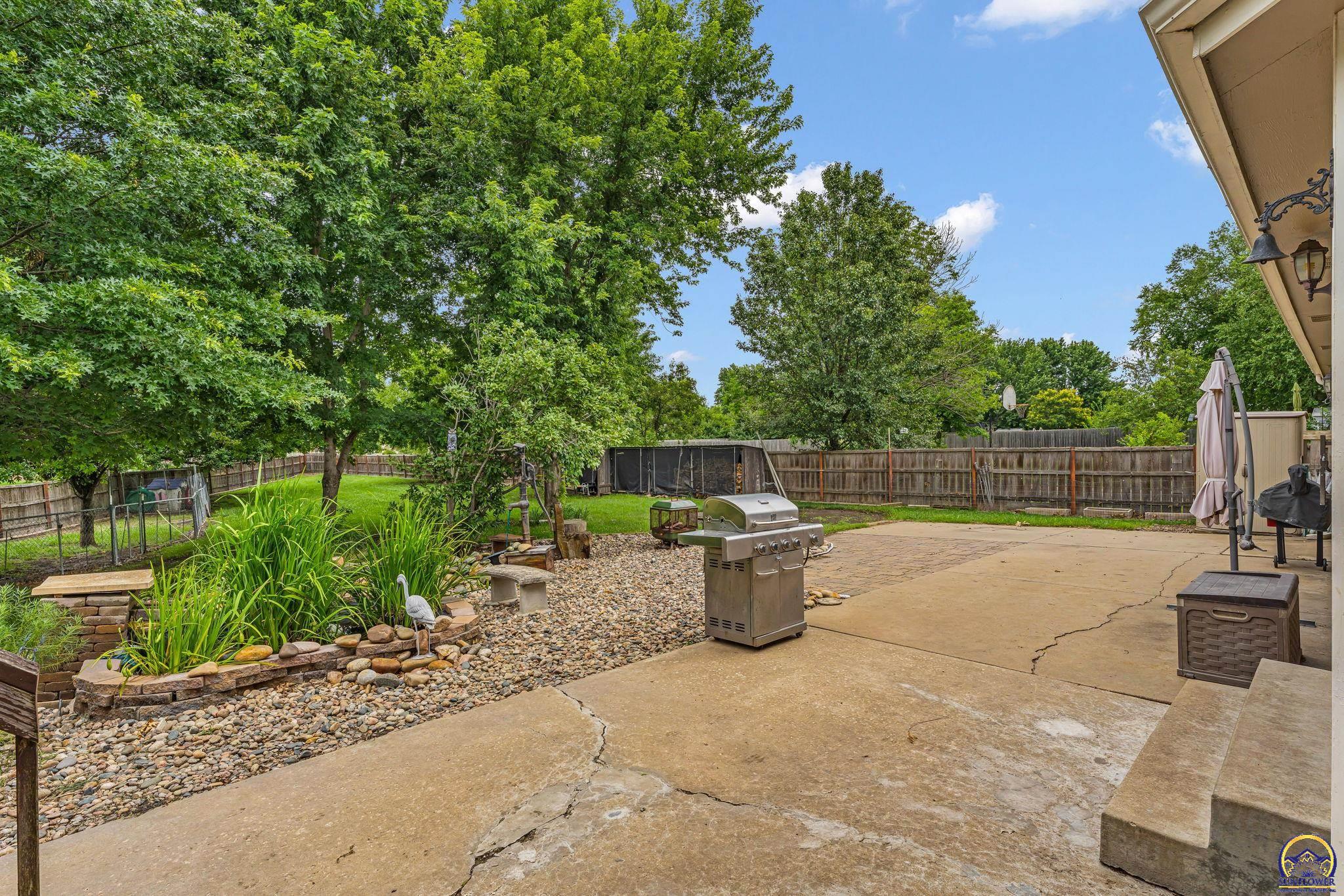 6236 Southwest 25th Street Topeka, KS 66614 - Photo 45 of 53