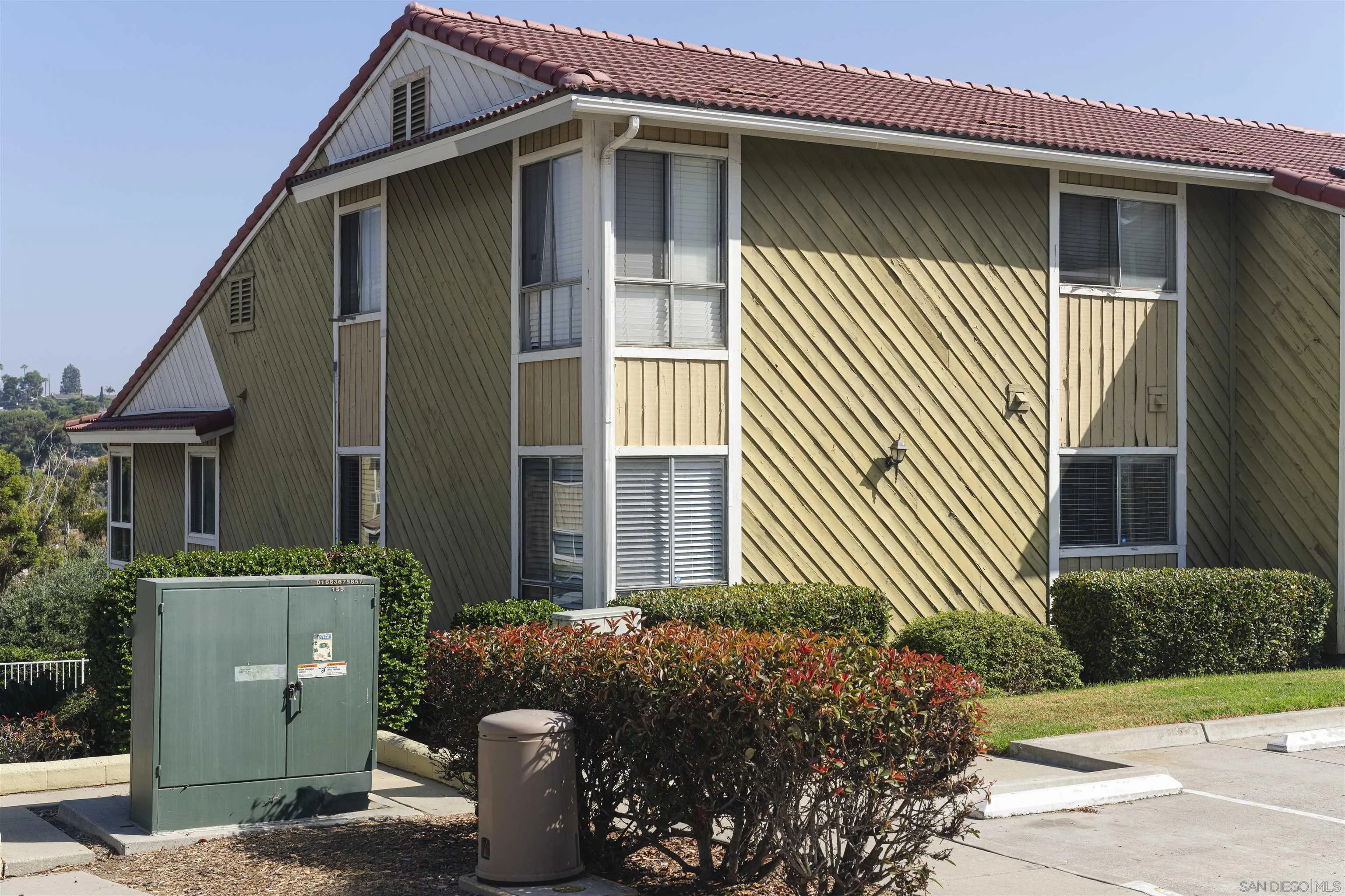 536 Telegraph Canyon Road, Unit E Chula Vista, CA 91910 - Photo 12 of 47 a front view of a house with garden