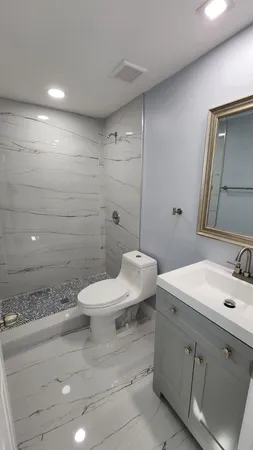 $2,300 | 515 10th Avenue North, Unit REAR, Lake Worth Beach, FL 33460