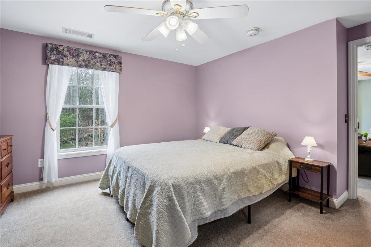 4 Crestview Circle, Unit 108 Londonderry, NH 03053 - Photo 14 of 37