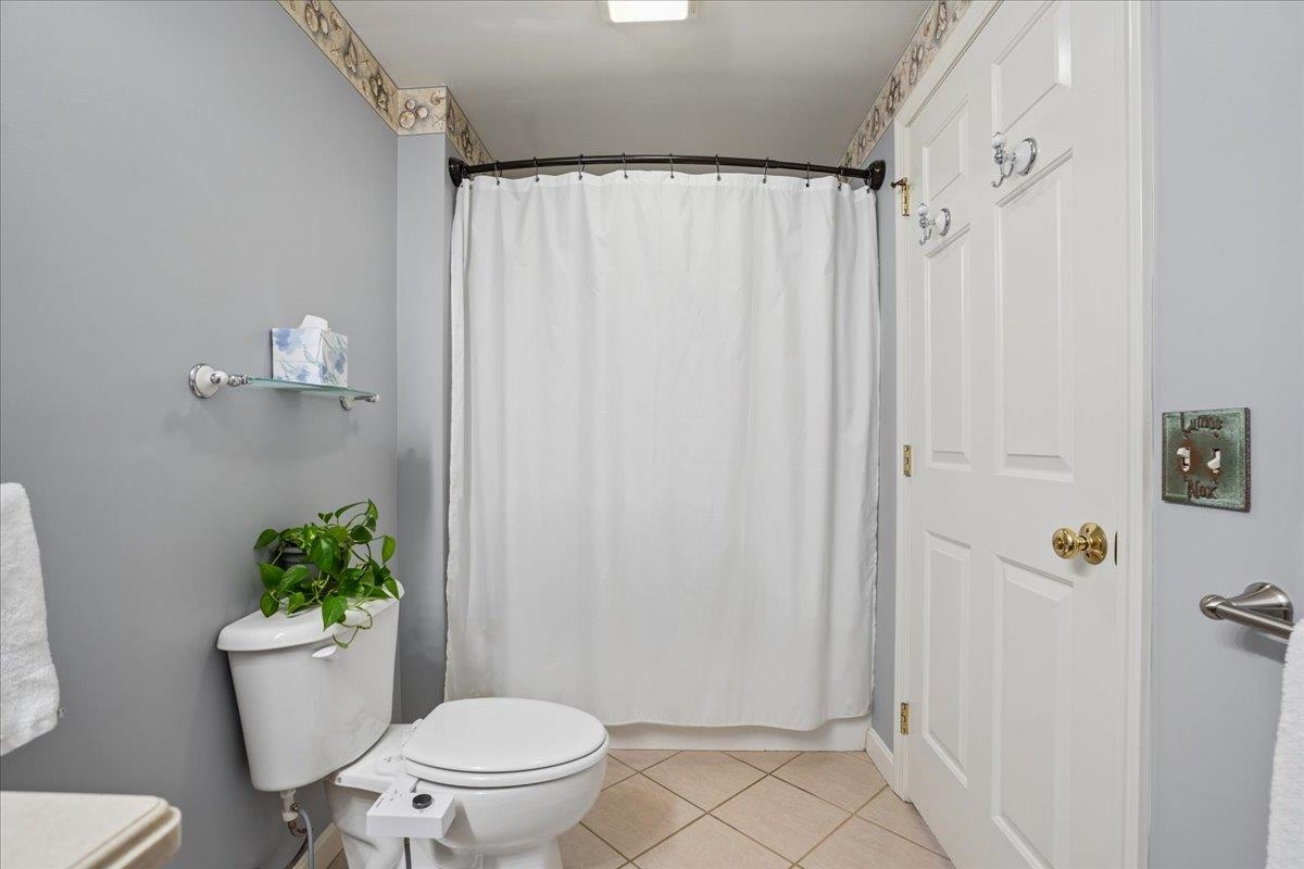 4 Crestview Circle, Unit 108 Londonderry, NH 03053 - Photo 18 of 37