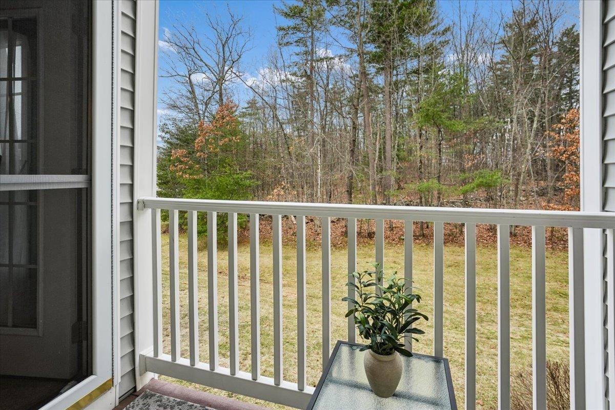 4 Crestview Circle, Unit 108 Londonderry, NH 03053 - Photo 26 of 37