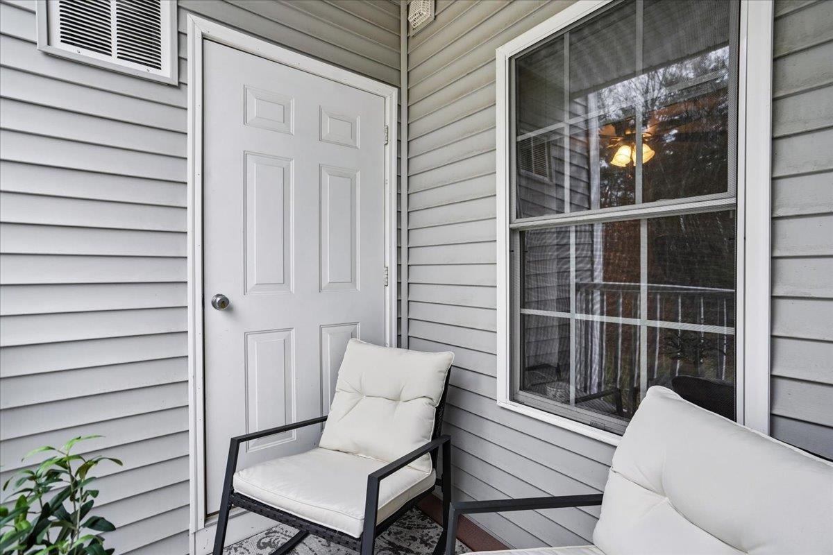 4 Crestview Circle, Unit 108 Londonderry, NH 03053 - Photo 27 of 37