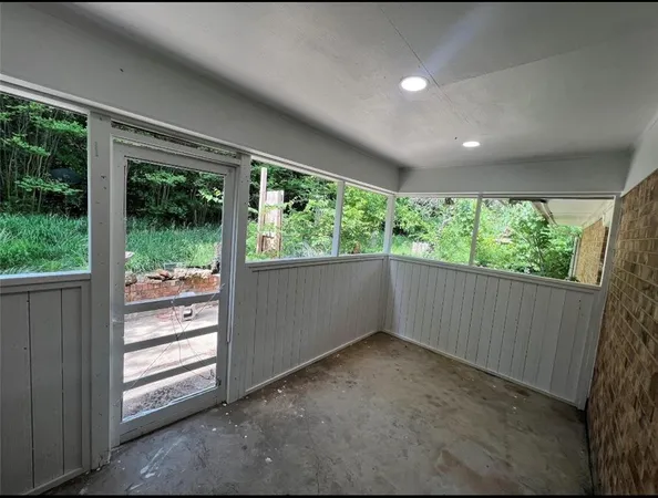 $2,200 | 7012 Highway 56, Bells, TX 75414