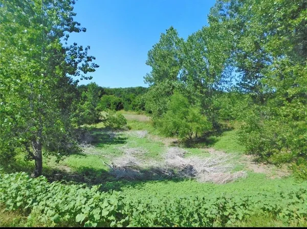 $2,200 | 7012 Highway 56, Bells, TX 75414