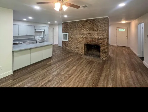 $2,200 | 7012 Highway 56, Bells, TX 75414