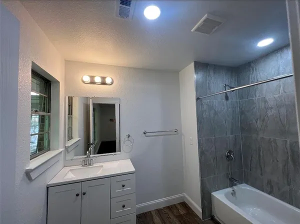 $2,200 | 7012 Highway 56, Bells, TX 75414