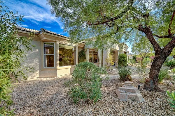 $3,895 | 4589 Bersaglio Street, Las Vegas, NV 89135