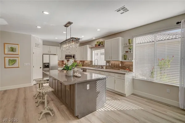 $3,895 | 4589 Bersaglio Street, Las Vegas, NV 89135