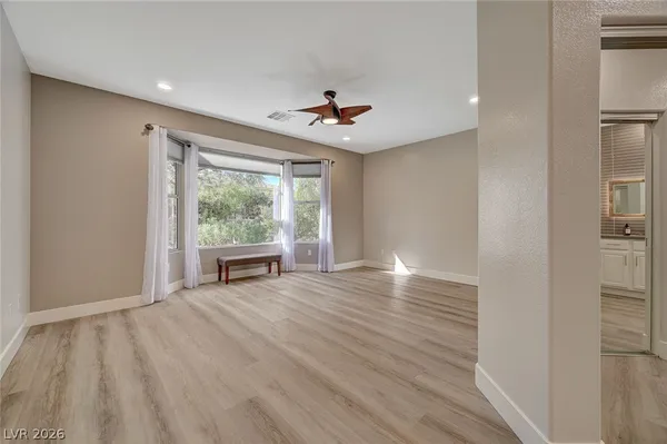 $3,895 | 4589 Bersaglio Street, Las Vegas, NV 89135