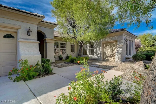 $3,895 | 4589 Bersaglio Street, Las Vegas, NV 89135