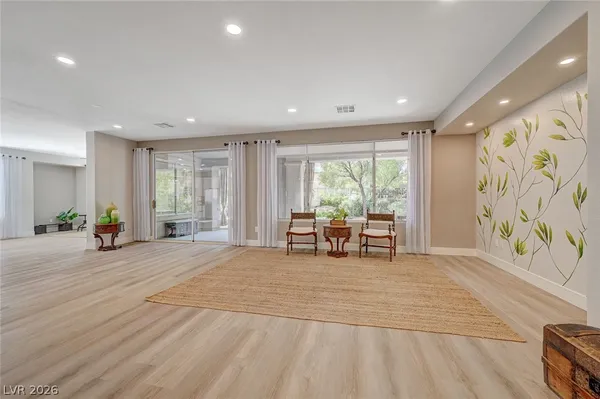 $3,895 | 4589 Bersaglio Street, Las Vegas, NV 89135