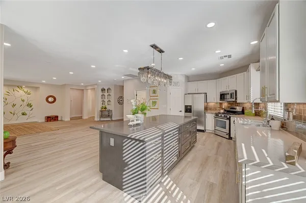 $3,895 | 4589 Bersaglio Street, Las Vegas, NV 89135