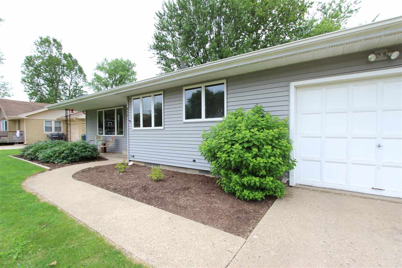 4501 Silvis Road Bartonville, IL 61607 - Photo 3 of 28 Gallery Image 3