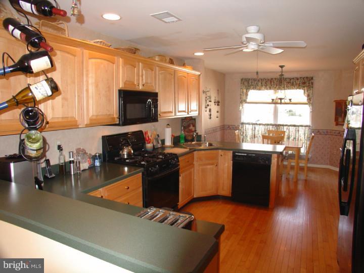 330 Watkins Road Pennington, NJ 08534 - Photo 5 of 23 View
