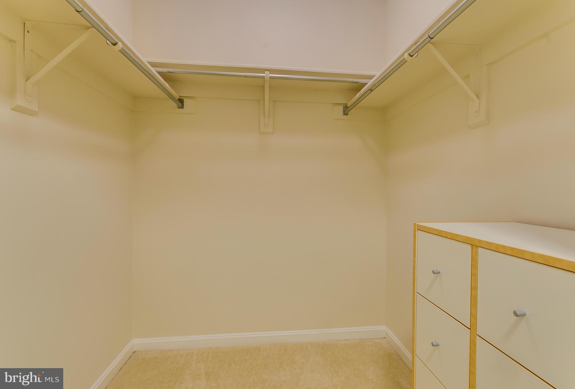 302 Ridgepoint Place, Unit 18 Gaithersburg, MD 20878 - Photo 14 of 21 Bedroom (Master)