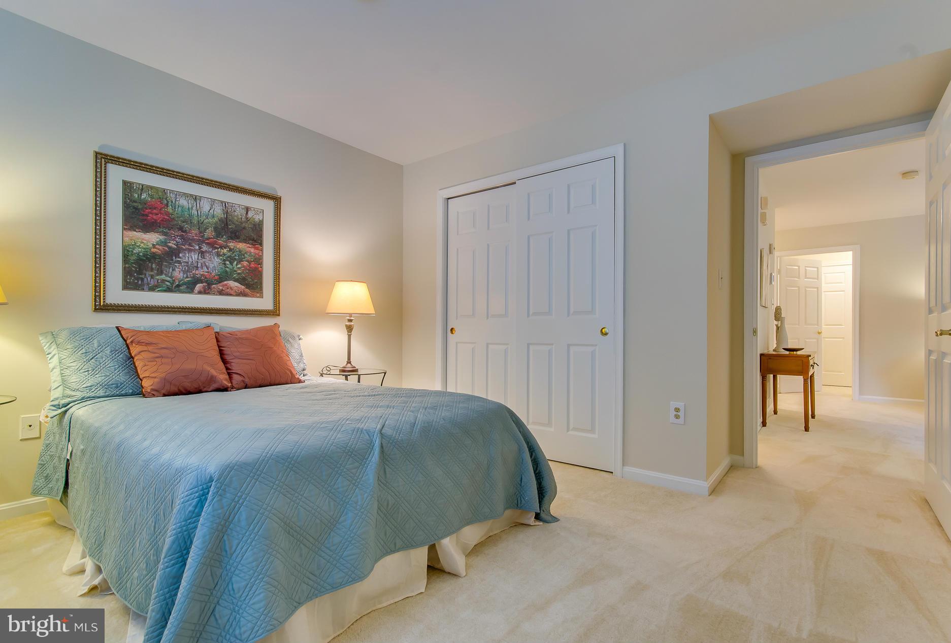 302 Ridgepoint Place, Unit 18 Gaithersburg, MD 20878 - Photo 16 of 21 Bedroom