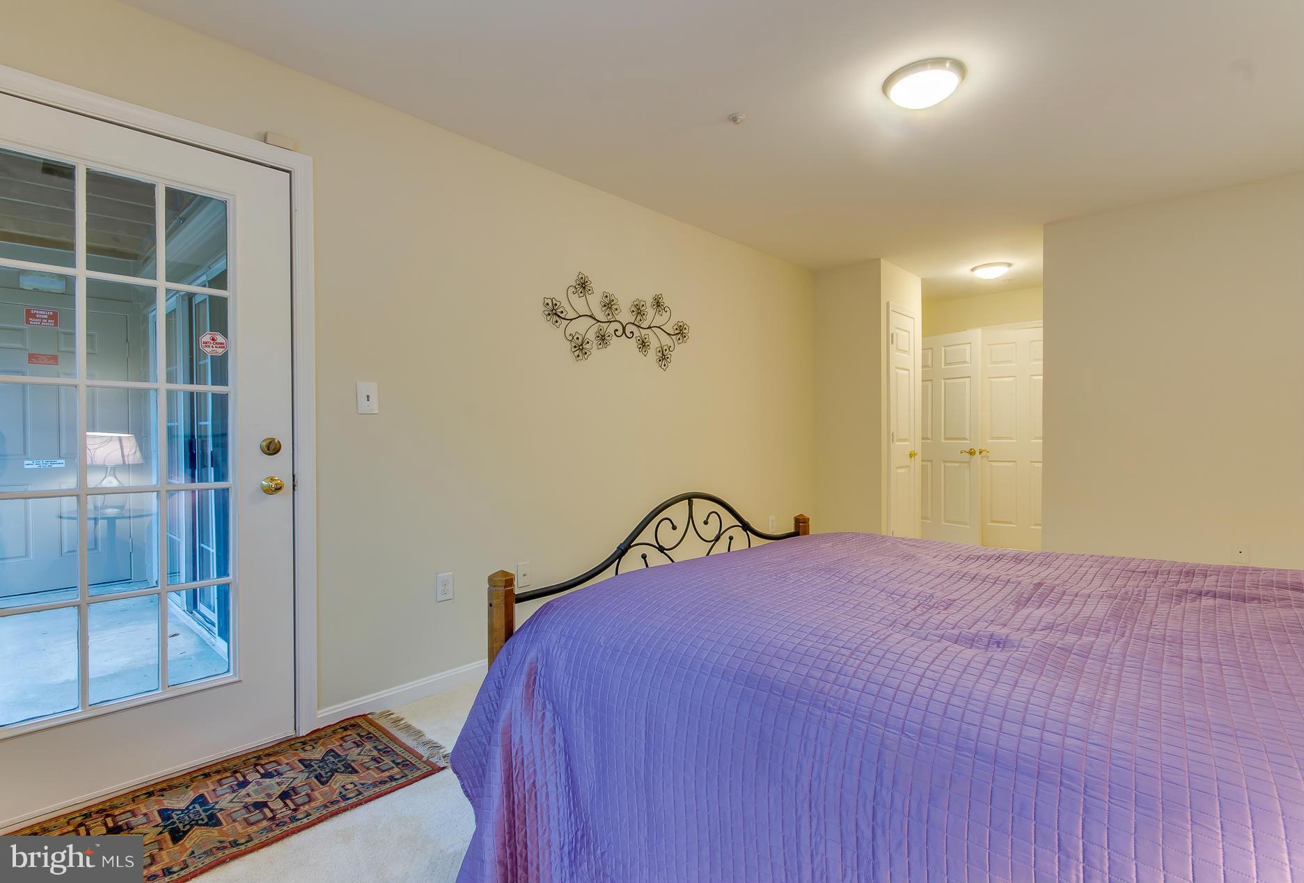 302 Ridgepoint Place, Unit 18 Gaithersburg, MD 20878 - Photo 10 of 21 Bedroom (Master)