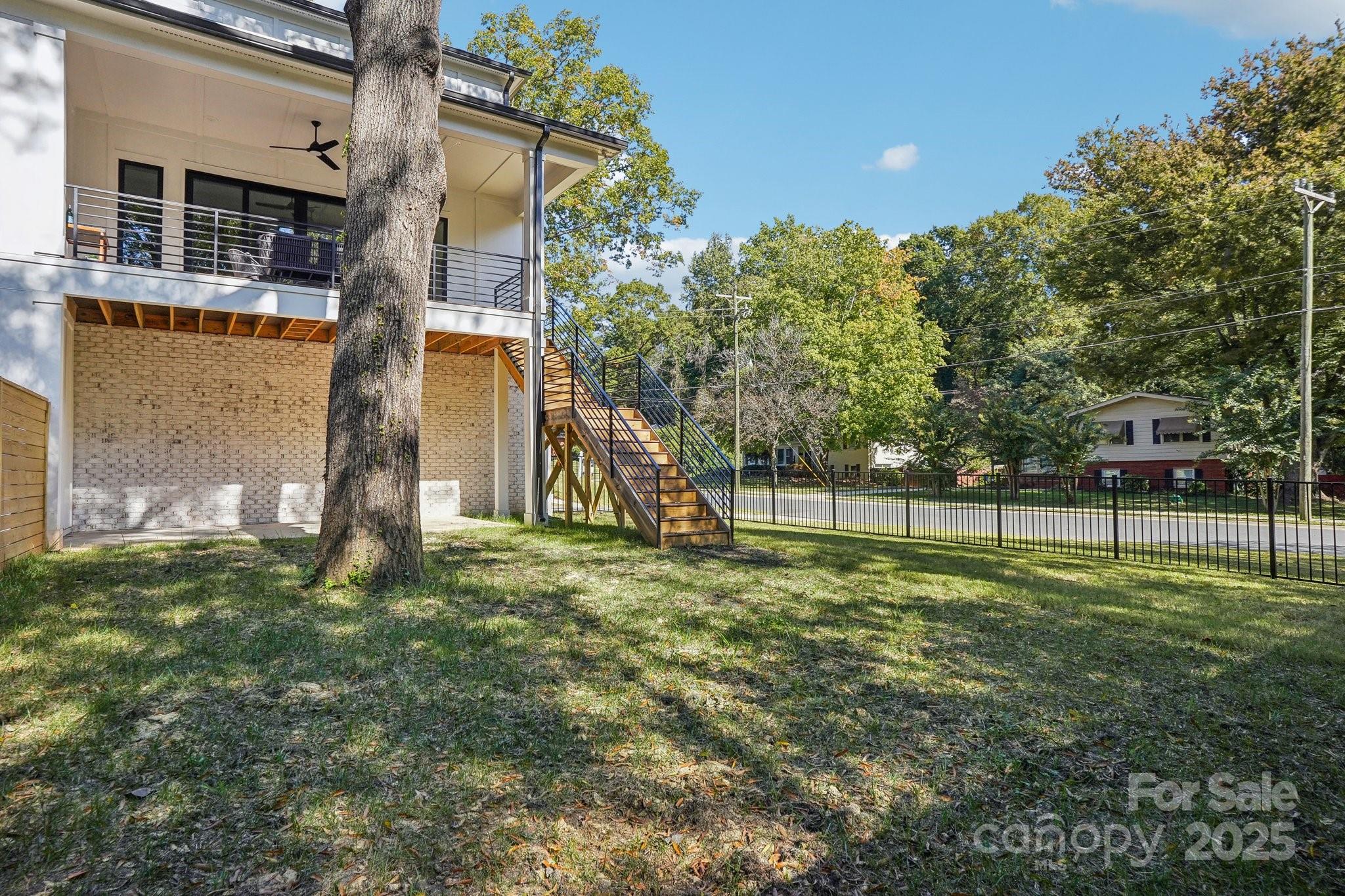 5610 Farmbrook Drive Charlotte, NC 28210 - Photo 40 of 45 a big yard with large trees