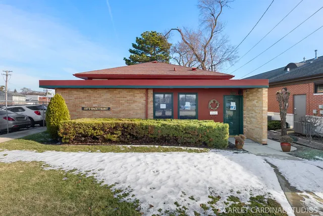 $580,000 | 25 South Villa Avenue, Villa Park, IL 60181