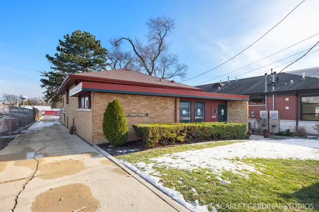 $580,000 | 25 South Villa Avenue, Villa Park, IL 60181