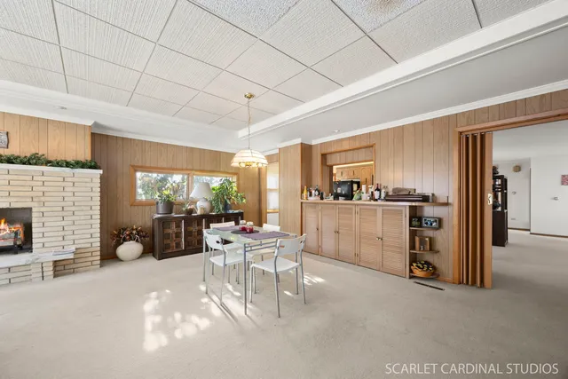 $580,000 | 25 South Villa Avenue, Villa Park, IL 60181