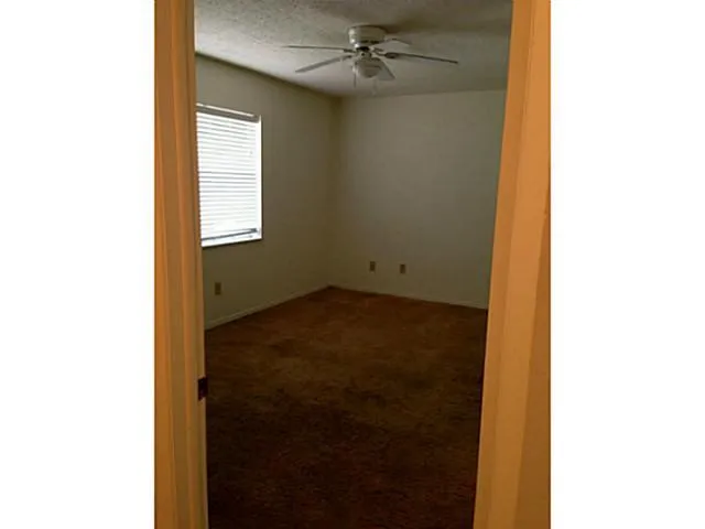 $1,600 | 10762 La Placida Drive, Unit 305, Coral Springs, FL 33065