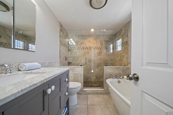 131 Glades Road Scituate, MA 02066 - Photo 11 of 19