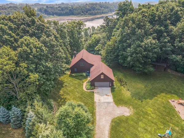 $584,000 | 3324 South Ironwood Drive, Ludington, MI 49431