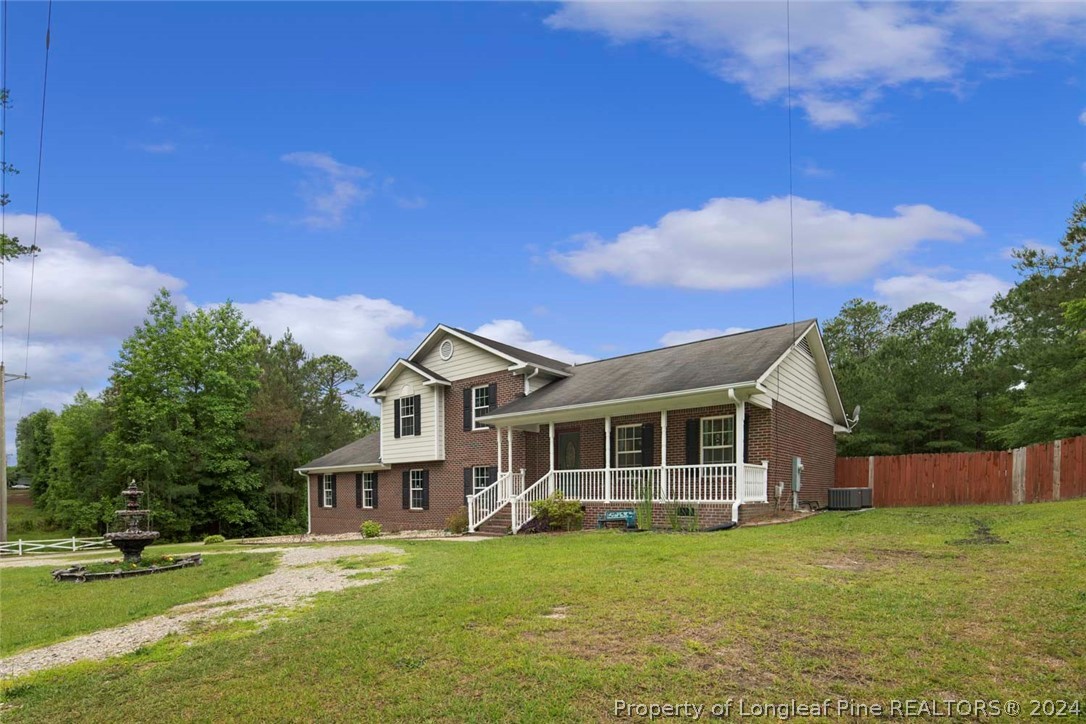 817 Hobson Road Raeford, NC 28376 - Photo 3 of 11