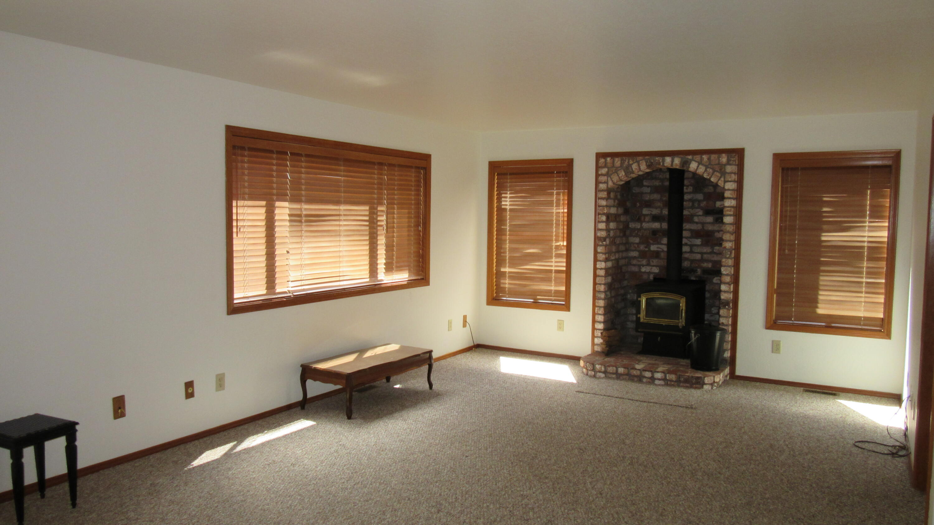 1966 Roth Court Cutten, CA 95503 - Photo 4 of 17 Family Room