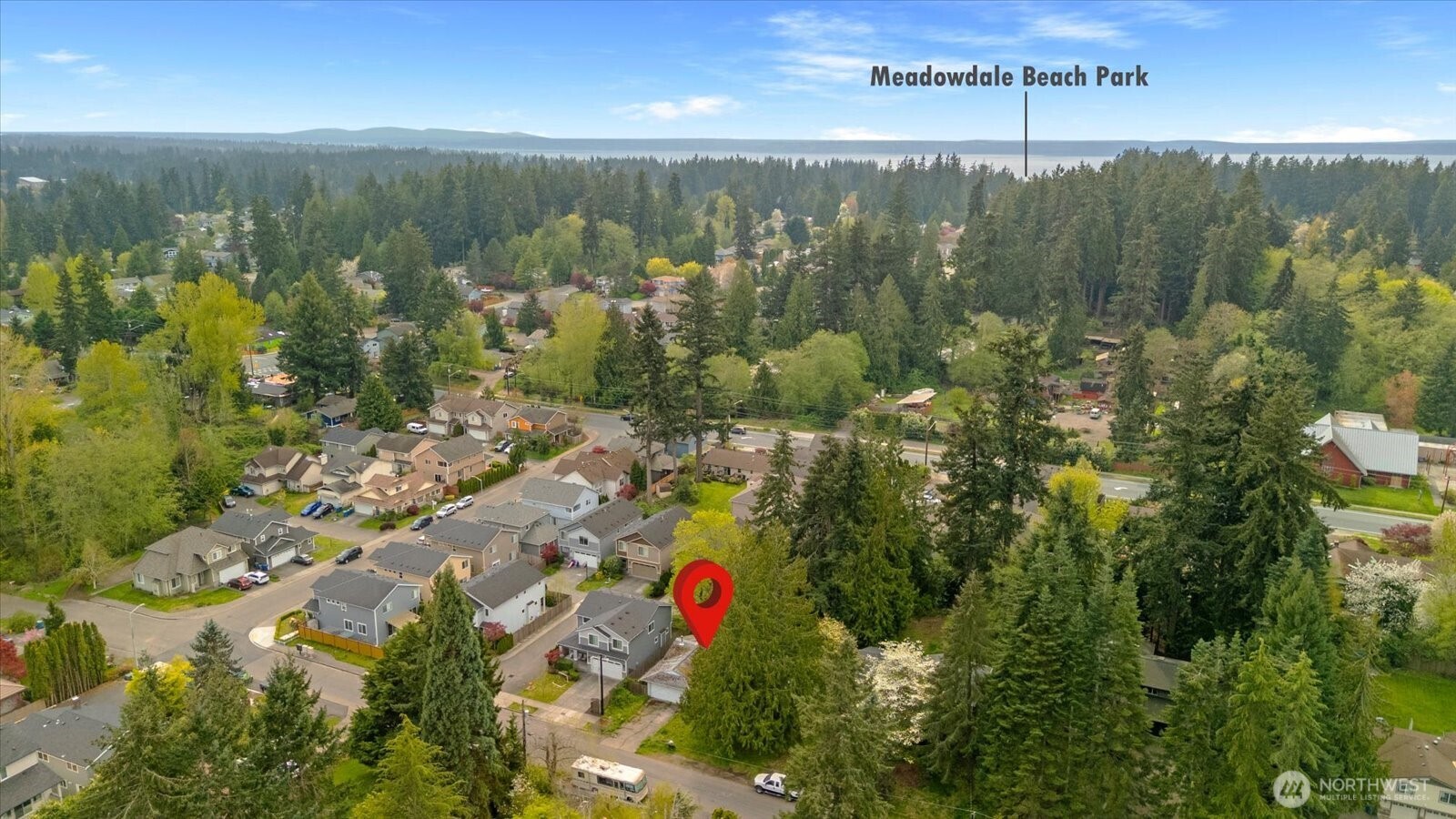 15316 50th Place West Edmonds, WA 98026 - Photo 7 of 12 a view of a lake from a balcony