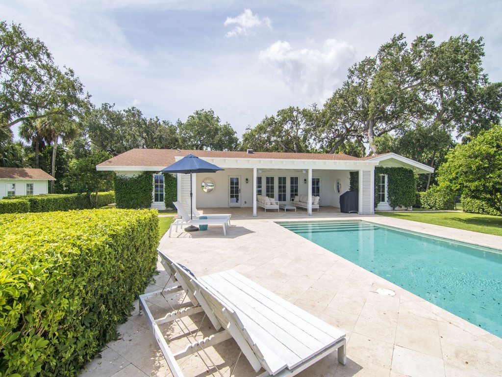 215 Live Oak Road Vero Beach, FL 32963 - Photo 28 of 36 Gallery Image 28