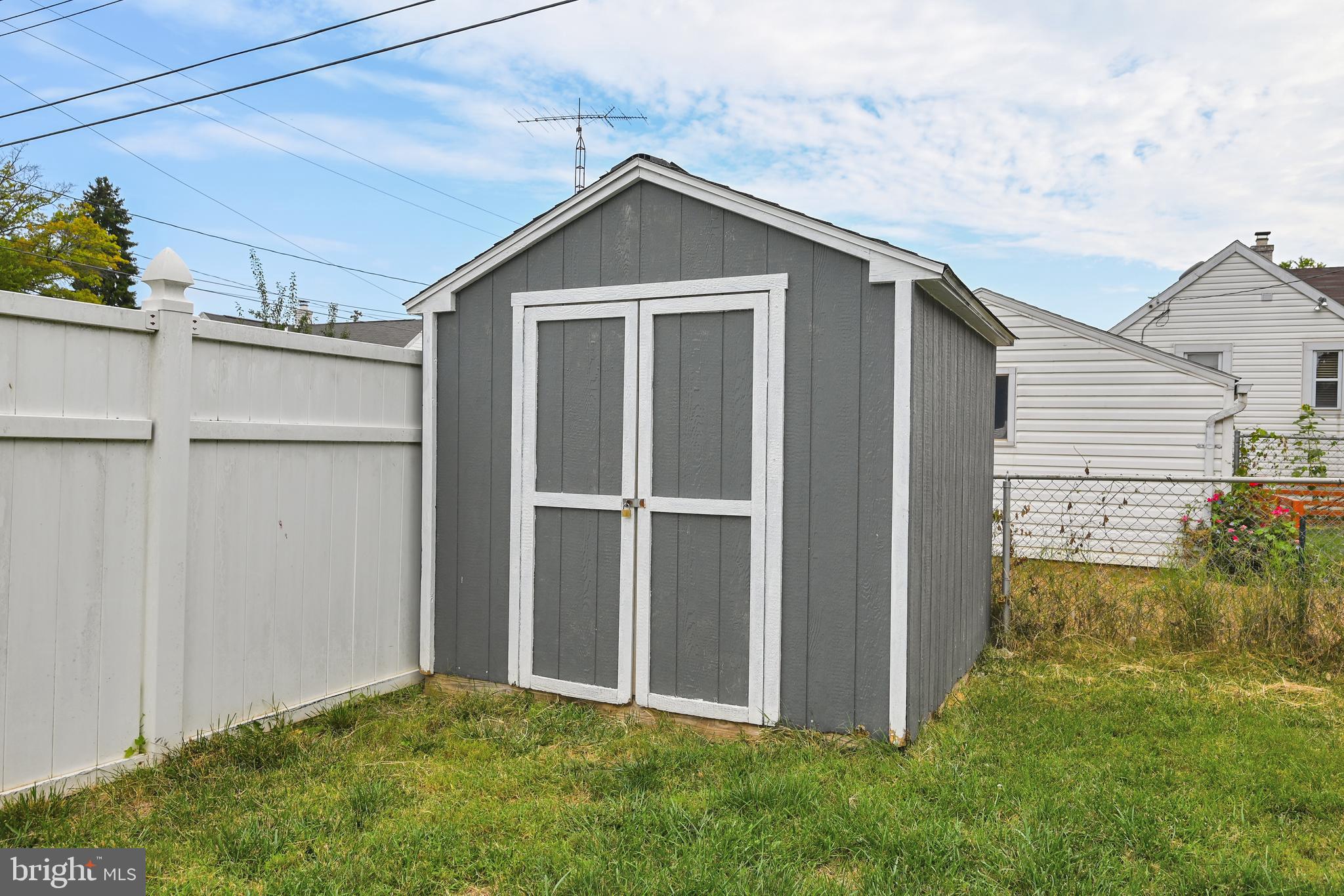 713 Noonan Road York, PA 17404 - Photo 27 of 28 Gallery Image 27