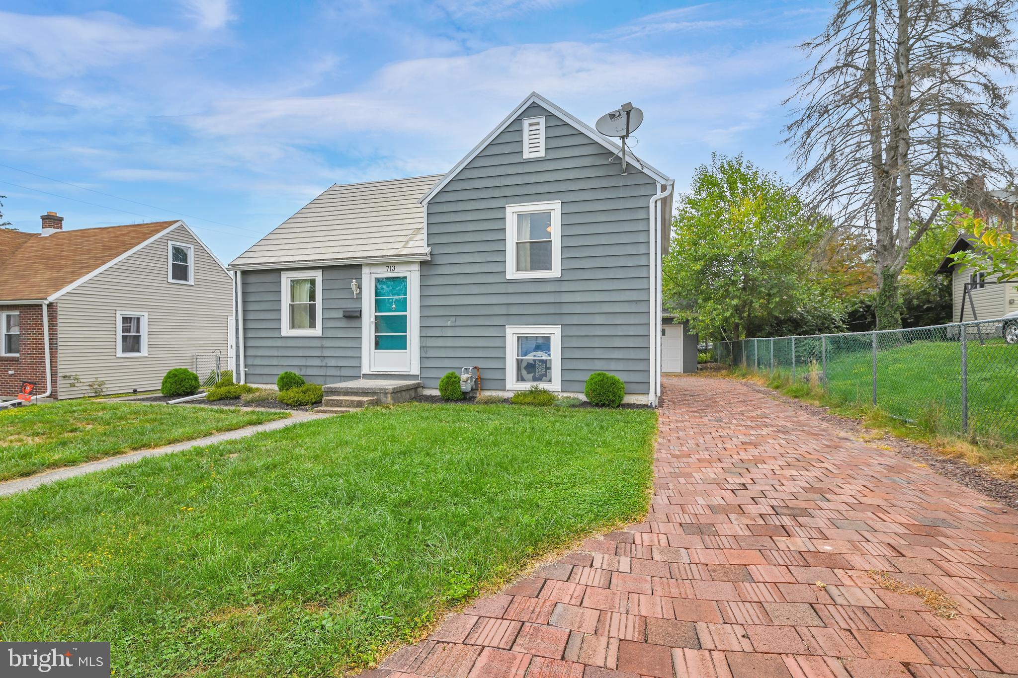 713 Noonan Road York, PA 17404 - Photo 3 of 28 Gallery Image 3