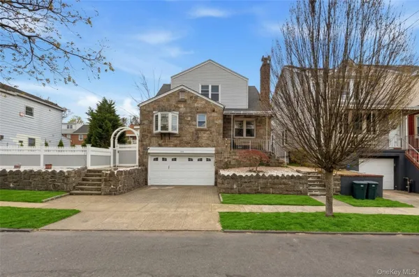 $2,700 | 163 Glover Avenue, Unit 2, Yonkers, NY 10704