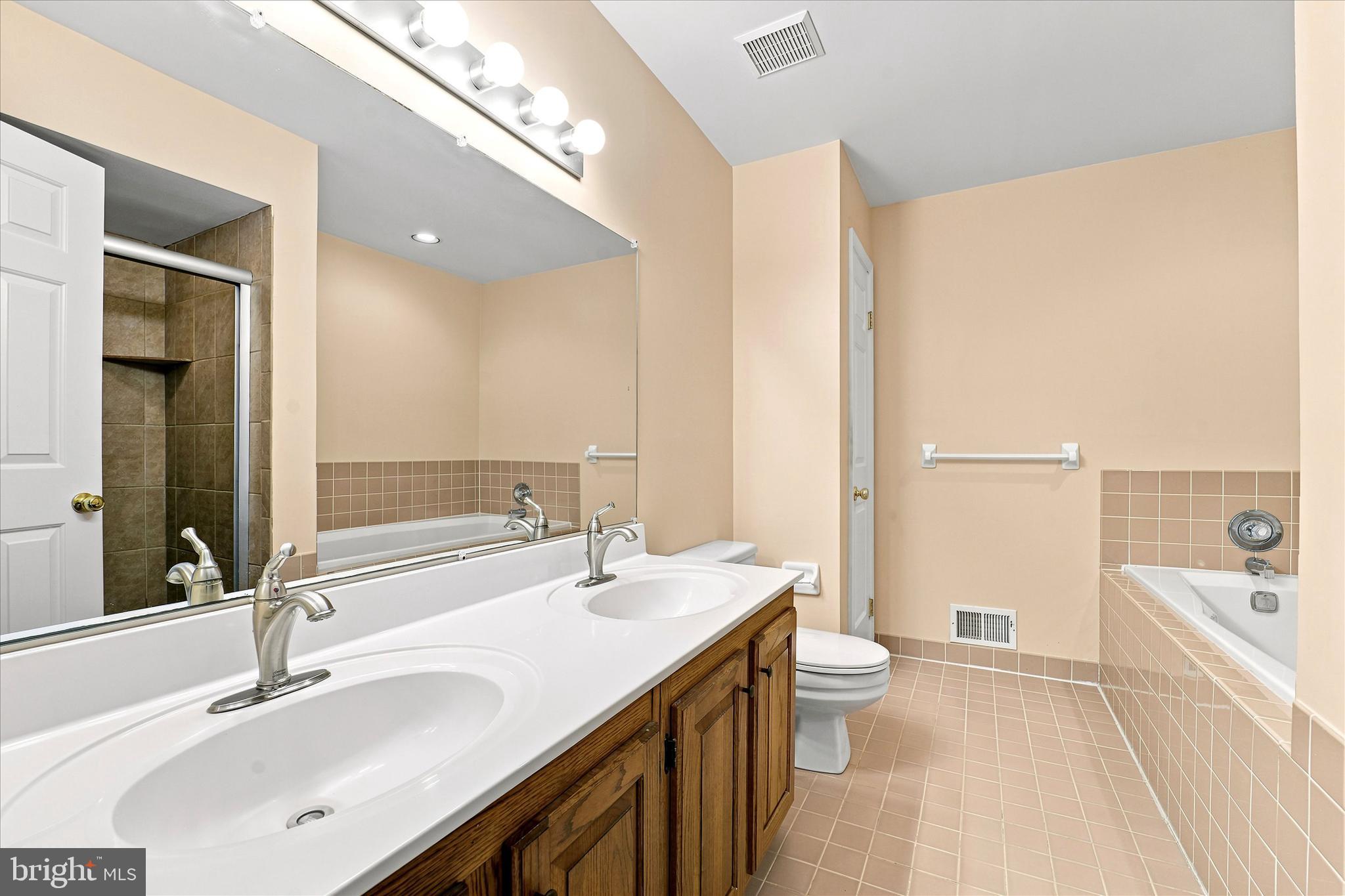 302 Brighton Road Devon, PA 19333 - Photo 16 of 29