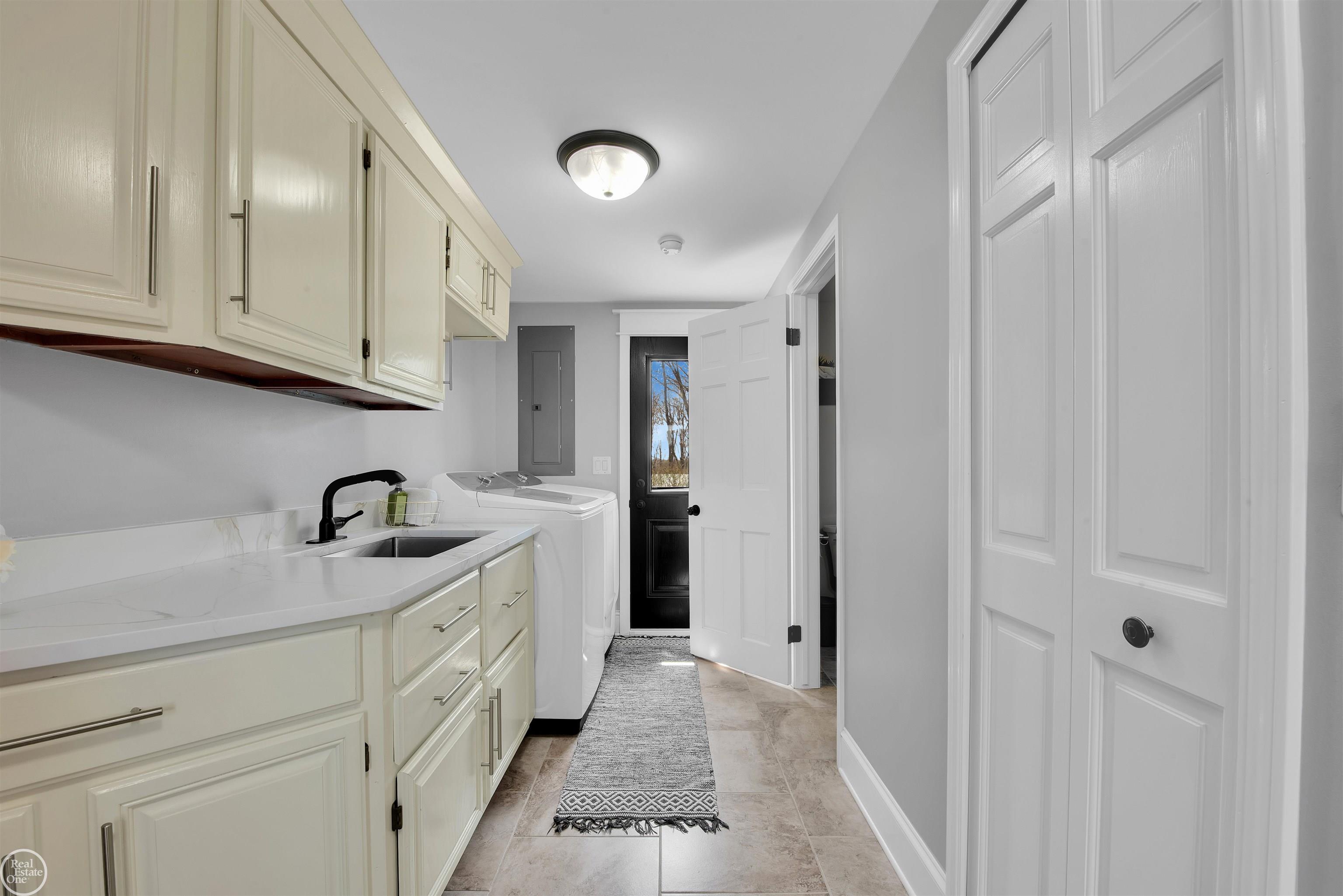 12245 Gilbert Road Memphis, MI 48041 - Photo 17 of 59 50172616-7386c129-d560-4423-a0ba-205a62c10075.JPG