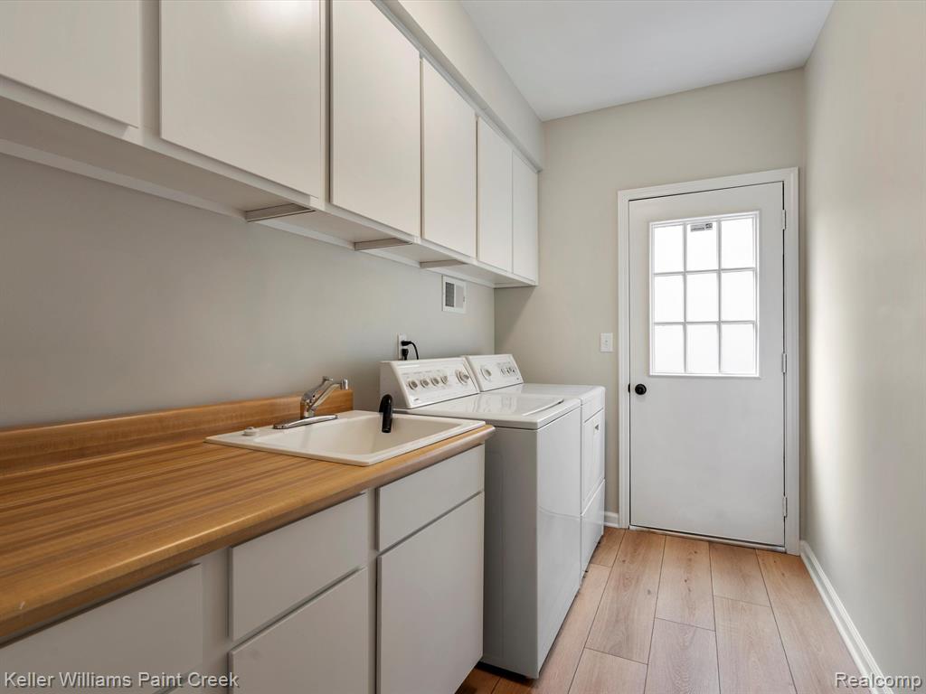 319 Lake Forest Road Rochester Hills, MI 48309 - Photo 22 of 42