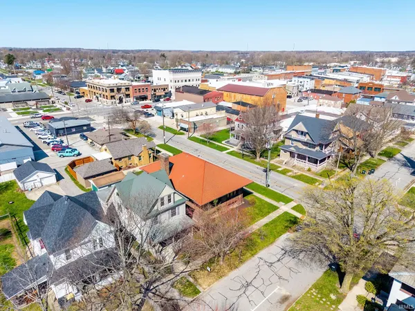 $250,000 | 124 East Rush Street, Kendallville, IN 46755