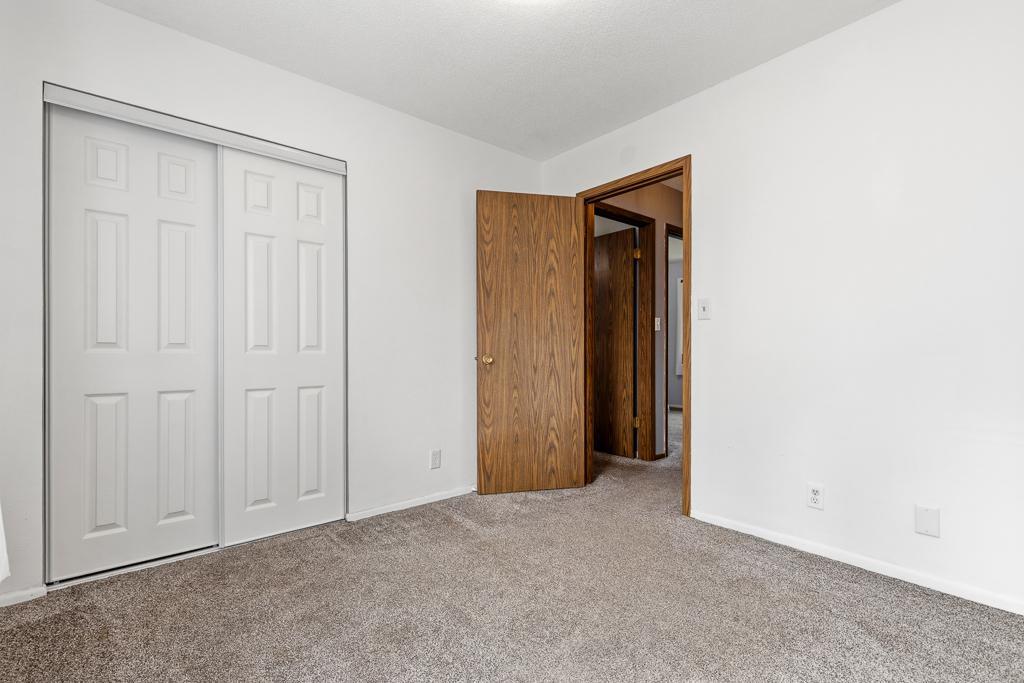 201 3rd Street East Tracy, MN 56175 - Photo 24 of 39