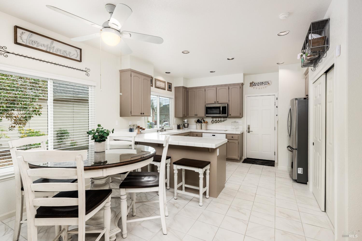 6749 Wintergreen Court Santa Rosa, CA 95409 - Photo 10 of 33