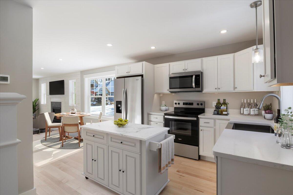 4 Cortland Place, Unit 3 Standish, ME 04084 - Photo 8 of 24 18-3_Cortland_Place_09B