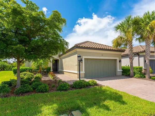 $4,500 | 3929 Waypoint Avenue, Osprey, FL 34229