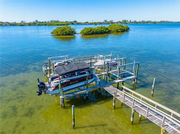 $4,500 | 3929 Waypoint Avenue, Osprey, FL 34229