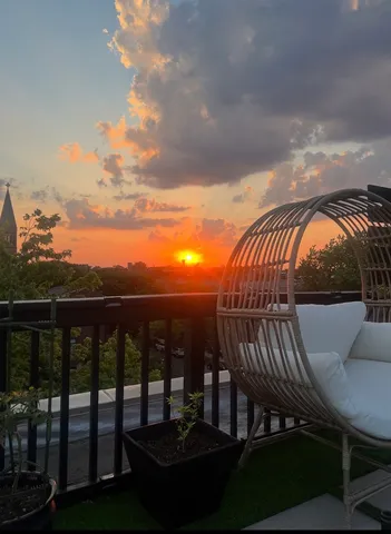 $4,100 | 2869 West Palmer Street, Unit 5, Chicago, IL 60647