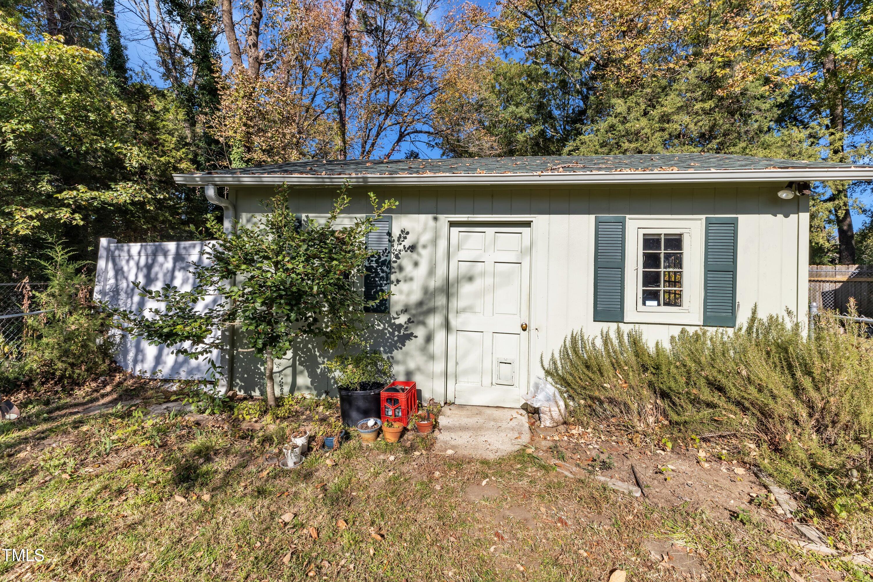 3722 Kenmore Road Durham, NC 27705 - Photo 34 of 36 39-3722 Kenmore-11
