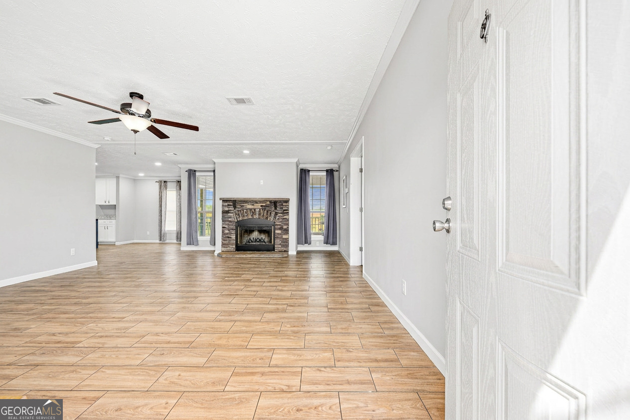 655 Lowe Road Comer, GA 30629 - Photo 3 of 13
