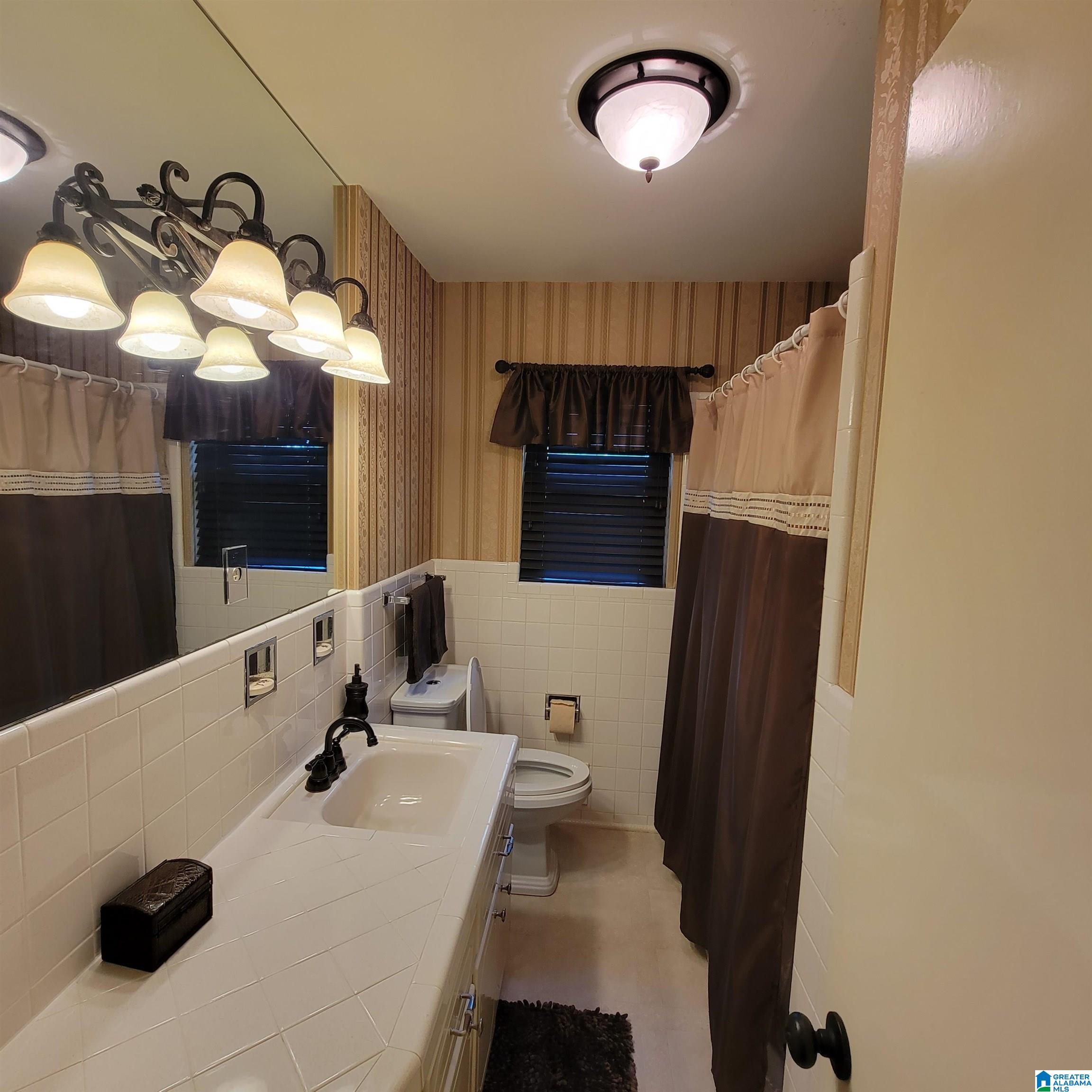 6705 Seminole Circle Fairfield, AL 35064 - Photo 20 of 43