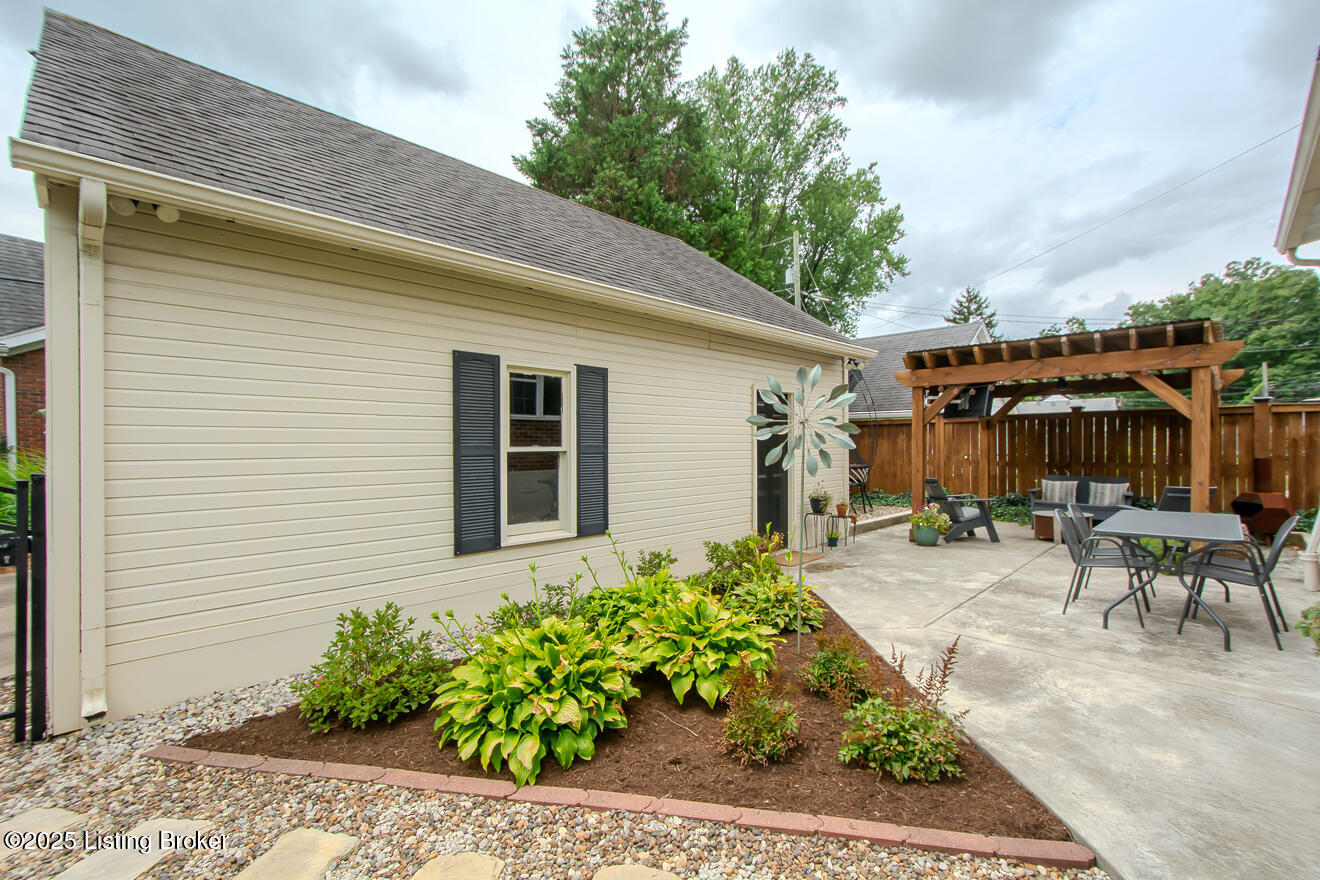3416 Lexington Road Louisville, KY 40207 - Photo 41 of 44 Lexington-92